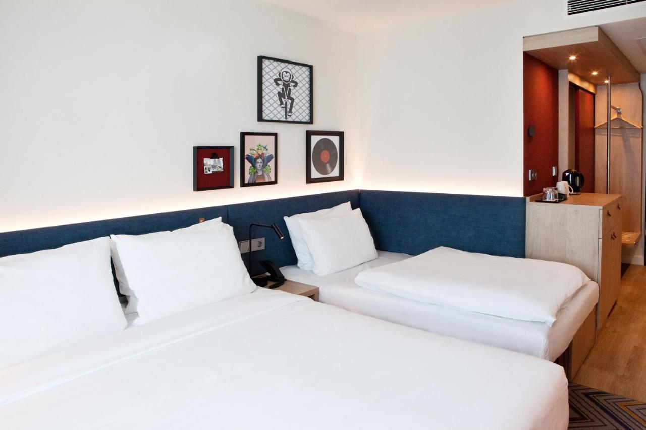Hampton By Hilton Regensburg Hotel Exterior foto