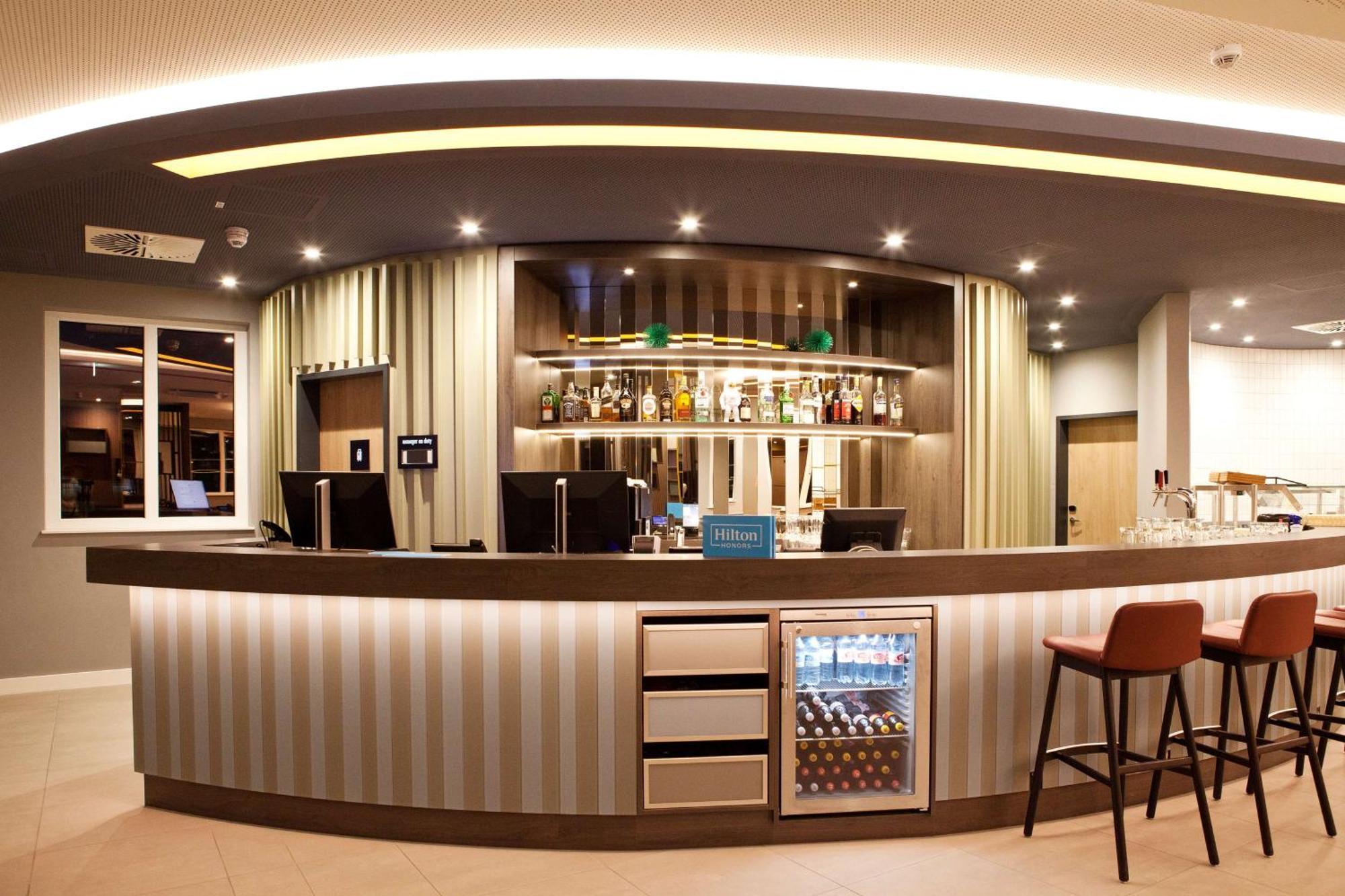 Hampton By Hilton Regensburg Hotel Exterior foto