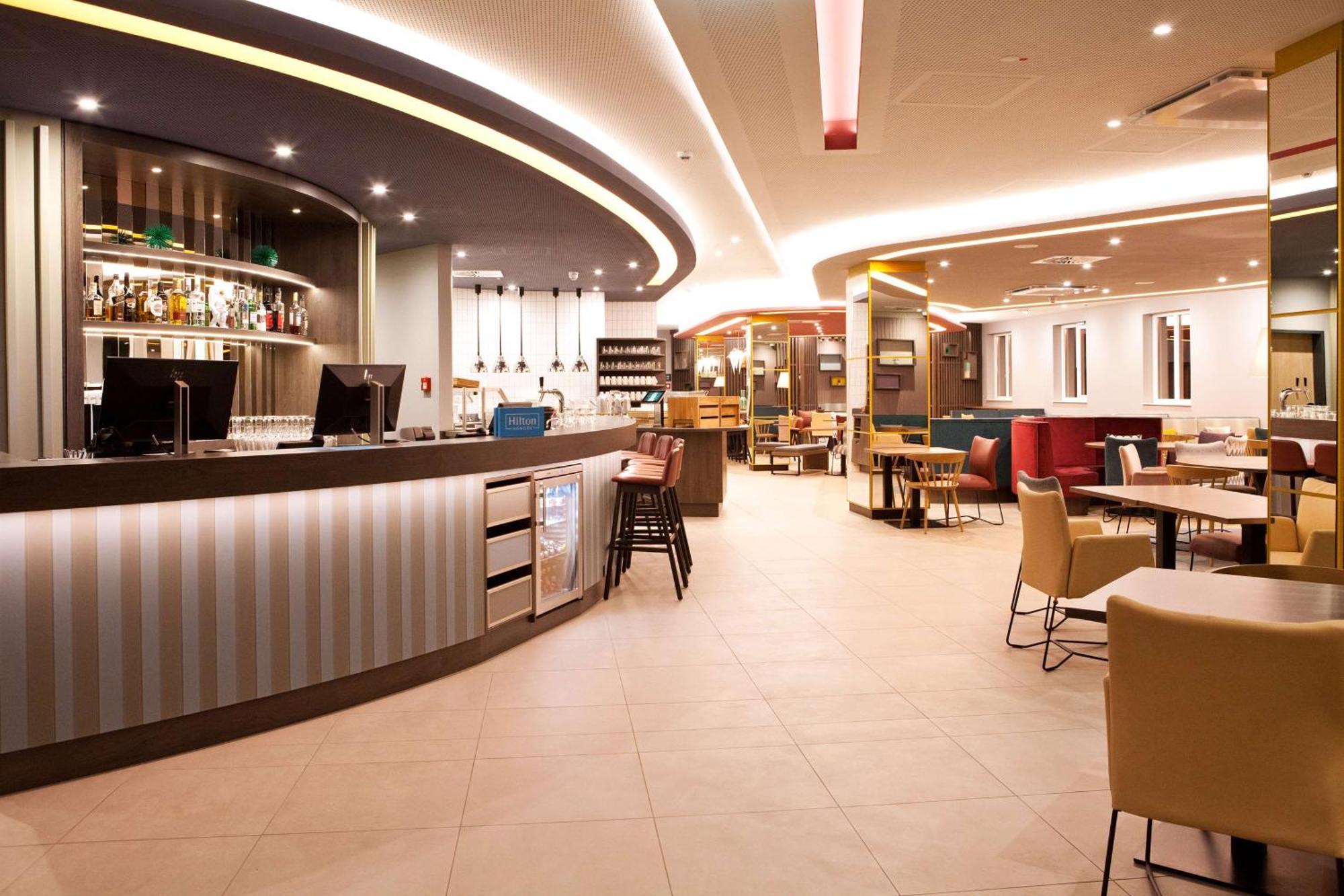 Hampton By Hilton Regensburg Hotel Exterior foto